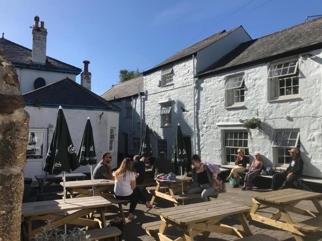 The Swordfish Inn Penzance Bagian luar foto